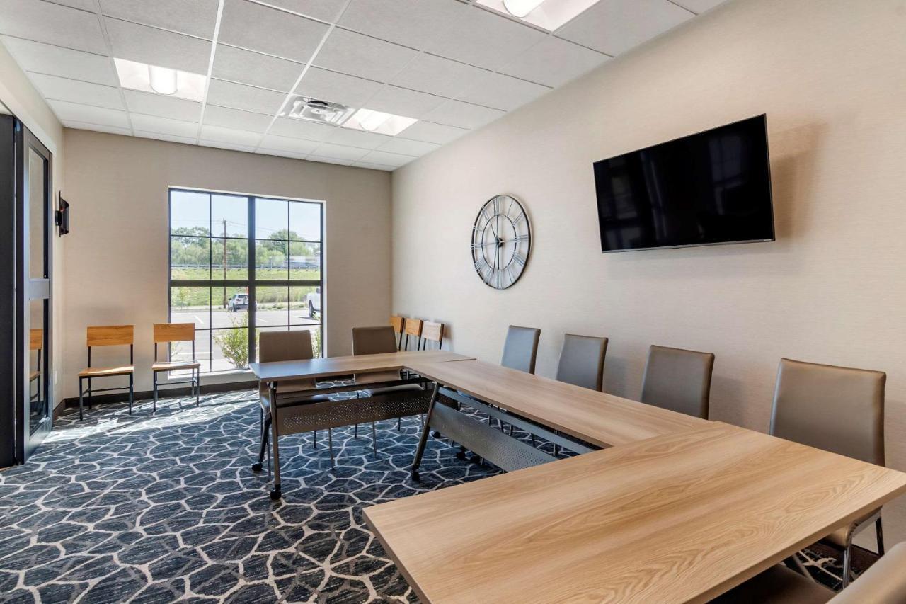 Comfort Suites Grandview - Kansas City Eksteriør bilde